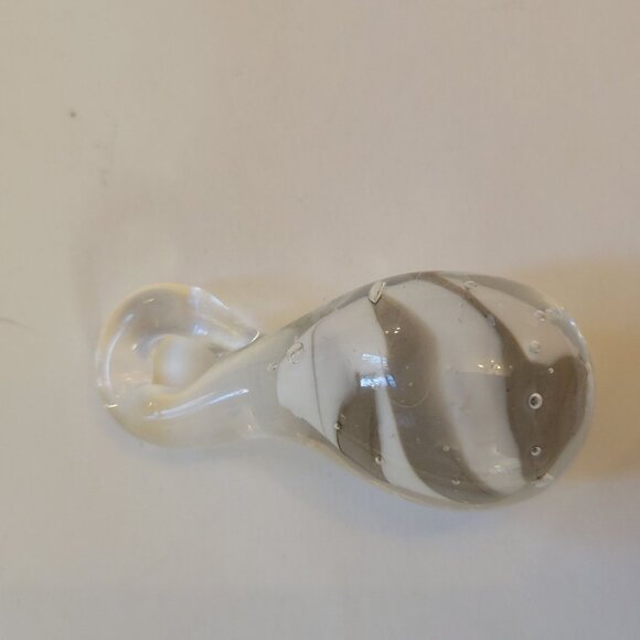 Murano Glass Art Teardrop Pendant With Swirled White & Grey Design - Picture 2 of 3